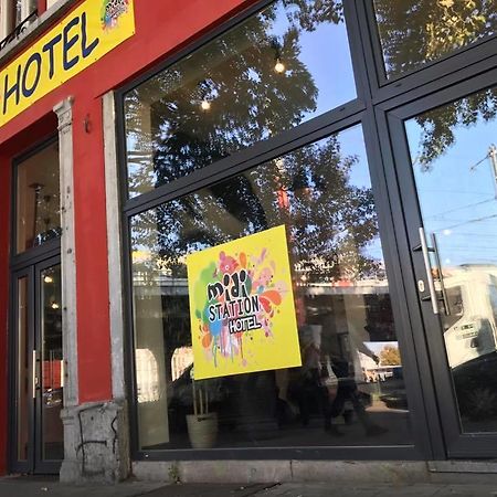 Midi Station Hotel Bruksela Zewnętrze zdjęcie