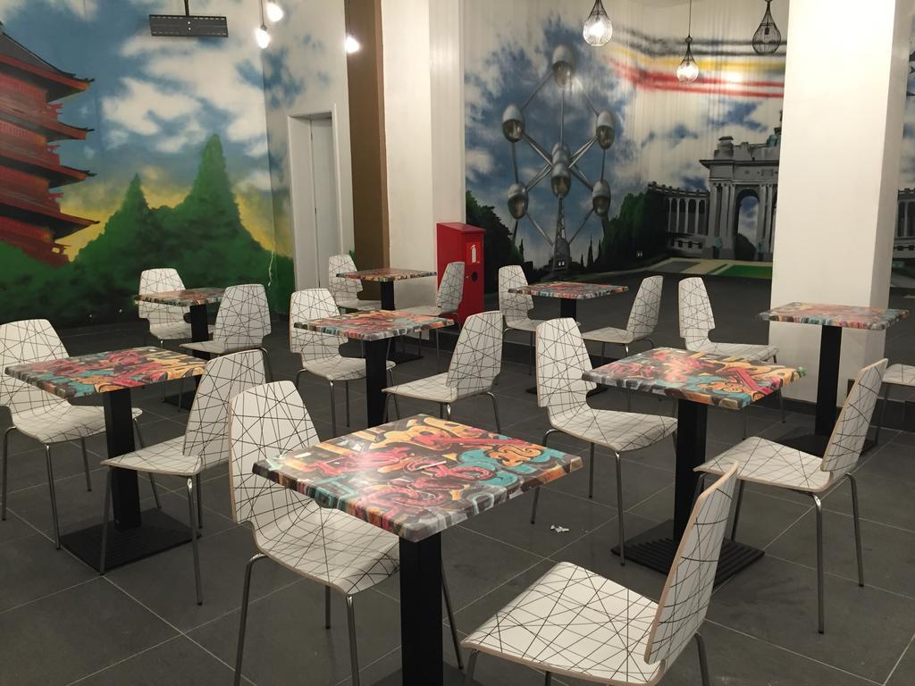 Midi Station Hotel Bruksela Zewnętrze zdjęcie