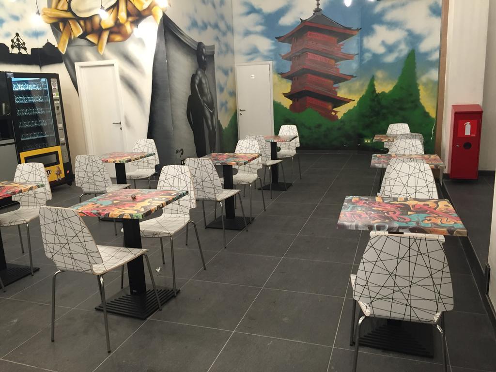 Midi Station Hotel Bruksela Zewnętrze zdjęcie